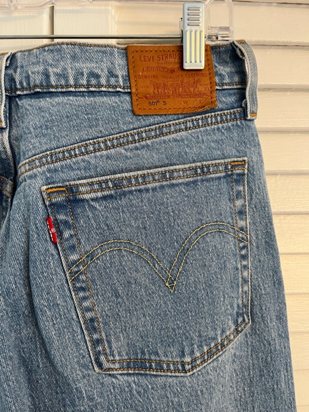 Vintage Classic Straight Leg Levi’s 501 - Picture 10 of 10